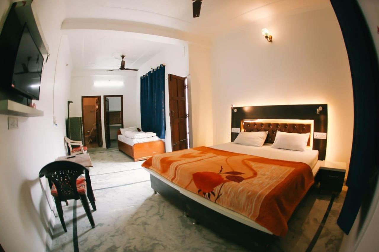 Maa Vaibhav Laxmi Guest House Rishikesh Exterior photo